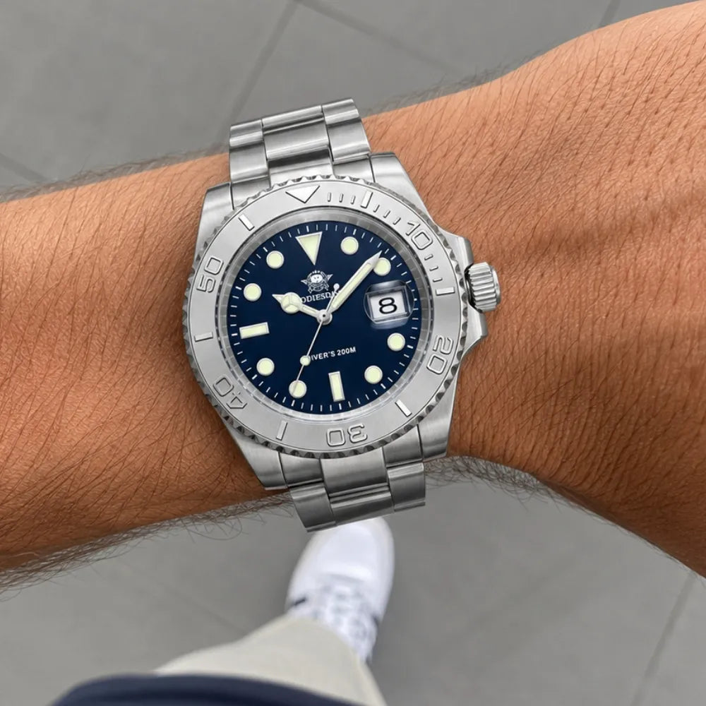 RELOGIO MASCULINO PRATA A PROVA DAGUA ORIGINAL LOJA VINTAGEBULL
